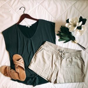Old Navy Mid-Rise Linen Blend Shorts